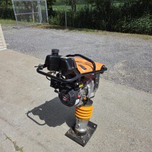 COMPACTEUR SAUTEUR 13 POUCES x 12 POUCES